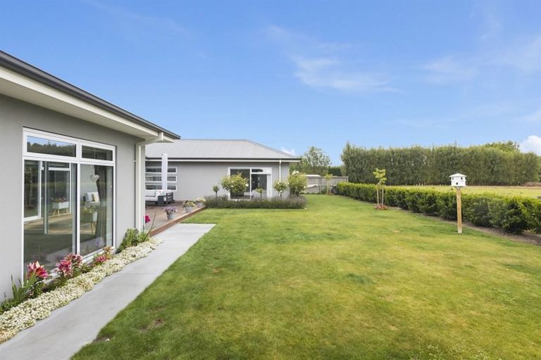 Photo of property in 14 Westburn Place, Prebbleton, 7604