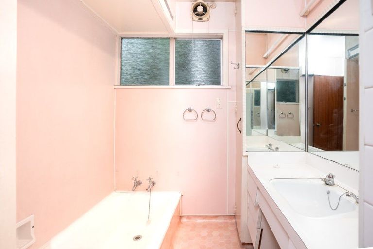 Photo of property in 123 Wilton Road, Wilton, Wellington, 6012