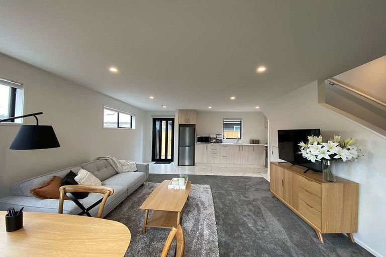 Photo of property in 4/27 Waiwhetu Road, Waiwhetu, Lower Hutt, 5010