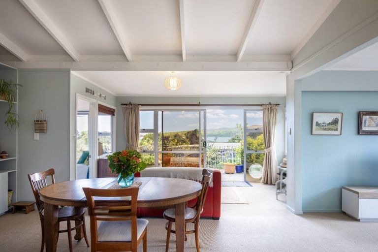 Photo of property in 32 Taipari Avenue, Raglan, 3225