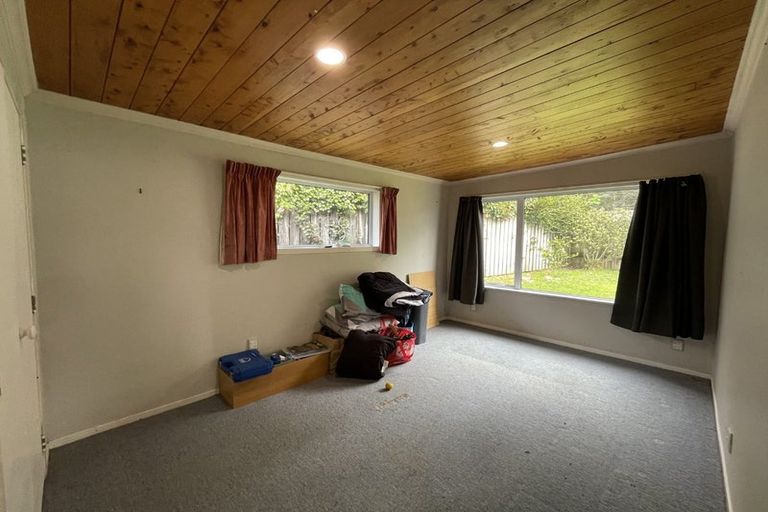 Photo of property in 9 Ngahere Street, Inglewood, 4330