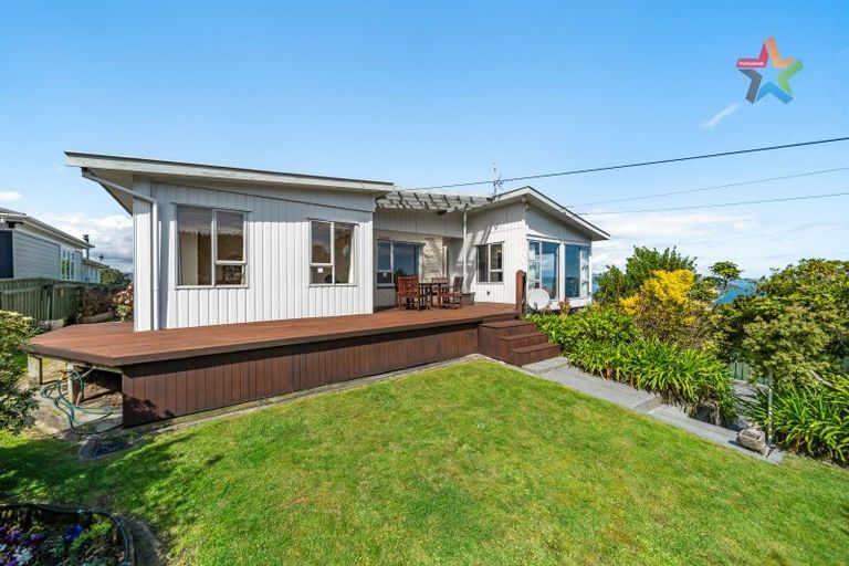 Photo of property in 46 Korokoro Road, Korokoro, Lower Hutt, 5012