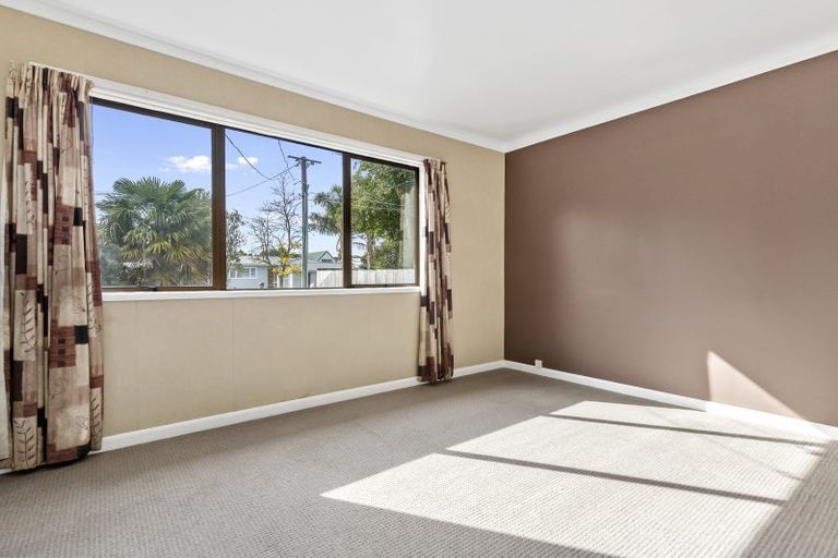 Photo of property in 6 Vernall Street, Nawton, Hamilton, 3200