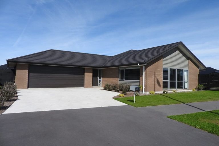 Photo of property in 40 Te Whenu Crescent, Marshland, Christchurch, 8083