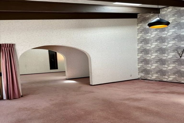 Photo of property in 6 Matanui Street, Northcote, Auckland, 0627