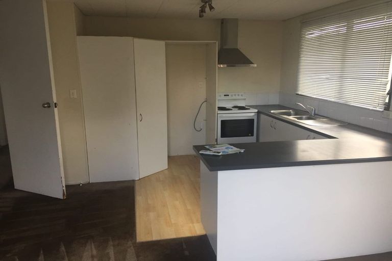 Photo of property in 71 Heathdale Crescent, Papakura, 2110