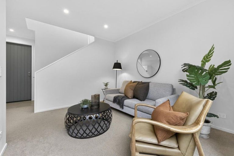 Photo of property in 16 Frank Gill Road, Hobsonville, Auckland, 0616