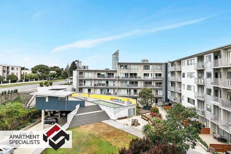 Photo of property in Shoal Haven Apartments, 112a/130 Anzac Street, Takapuna, Auckland, 0622