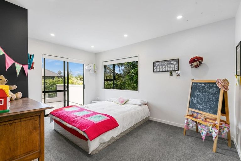 Photo of property in 203 Muritai Road, Eastbourne, Lower Hutt, 5013