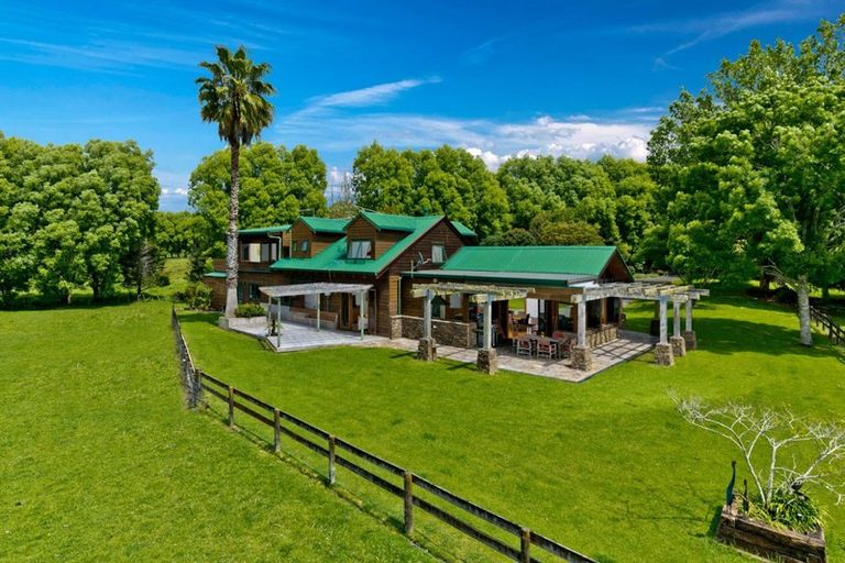 Photo of property in 66 Postman Road, Dairy Flat, Albany, 0794