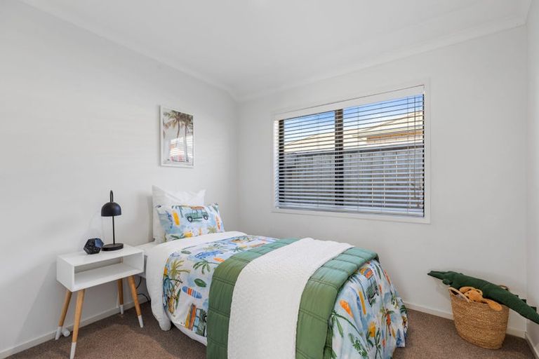 Photo of property in 16 Marion Crescent, Papamoa Beach, Papamoa, 3118