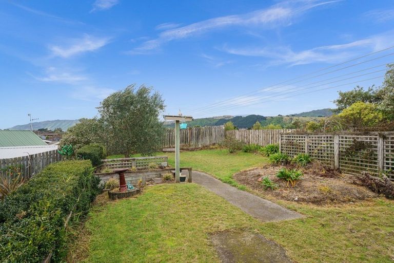 Photo of property in 62 Campbell Avenue, Paraparaumu, 5032
