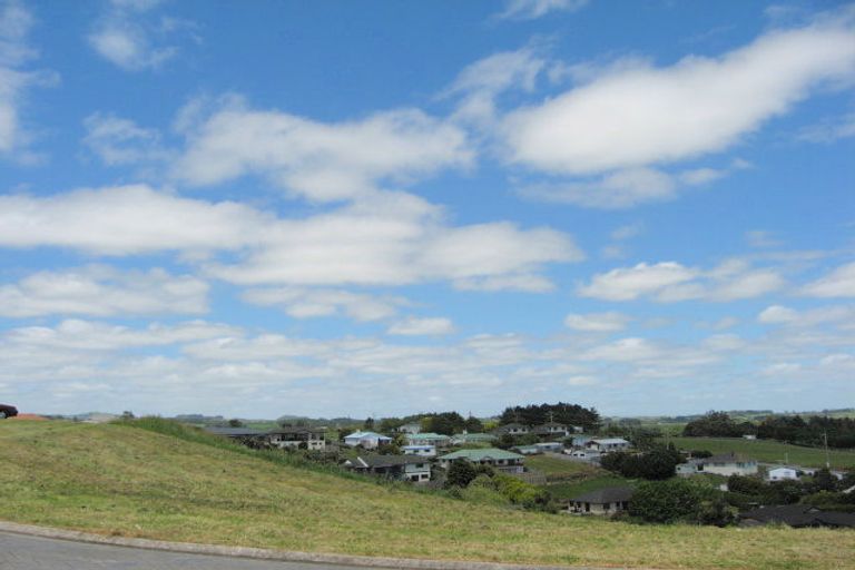 Photo of property in 49 Carlton Road, Pukekohe, 2120