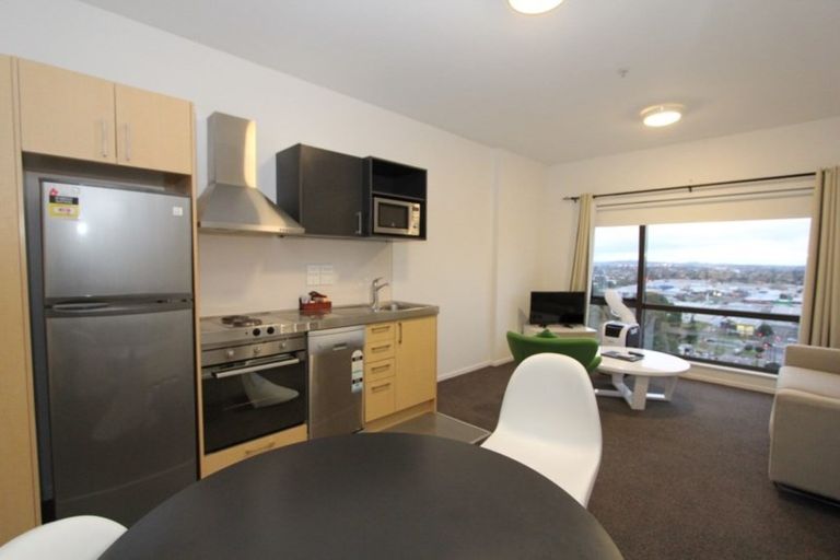 Photo of property in Twin Towers, 1106/17 Putney Way, Manukau, Auckland, 2104
