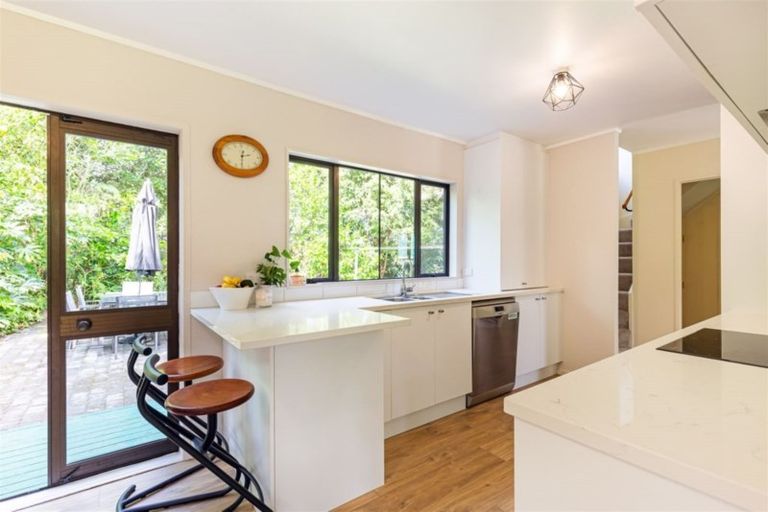 Photo of property in 1/10 Antrim Grove, Bayview, Auckland, 0629