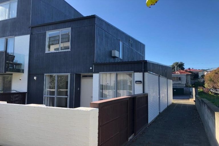 Photo of property in The Altair, 31/120 Rintoul Street, Newtown, Wellington, 6021