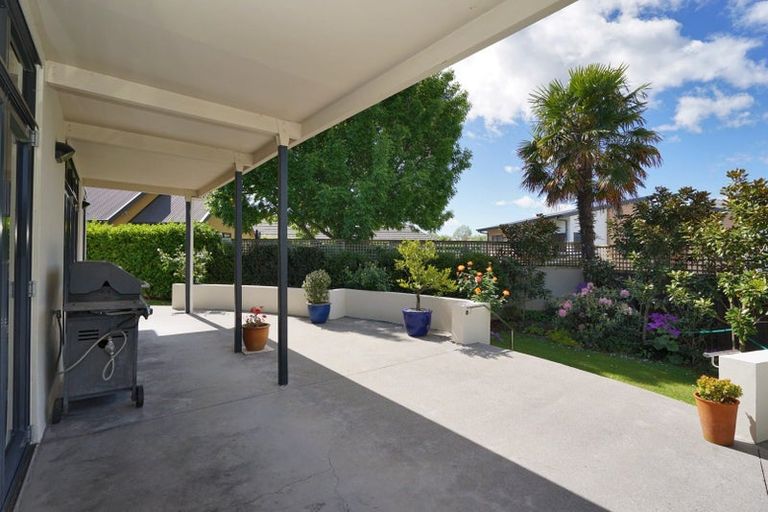 Photo of property in 21 Glen Cree Avenue, Rototuna, Hamilton, 3210