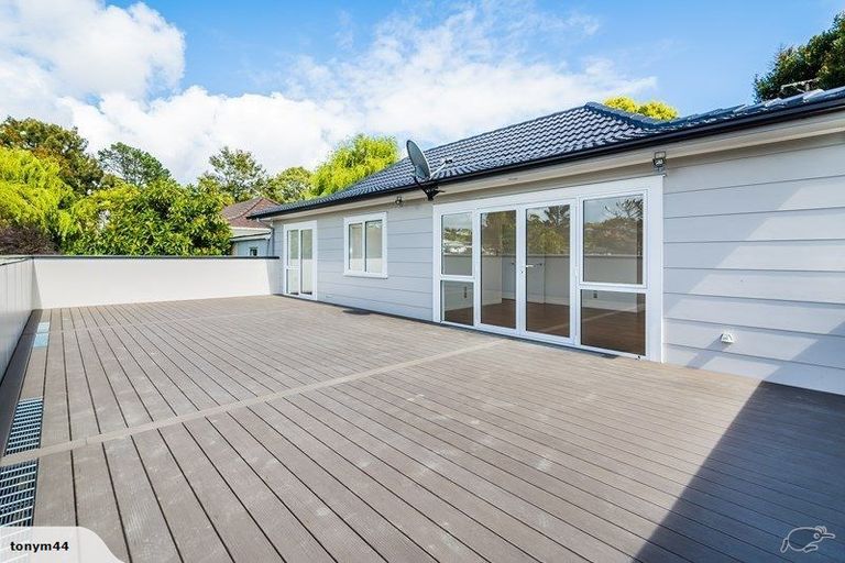 Photo of property in 30 Nigel Road, Browns Bay, Auckland, 0630