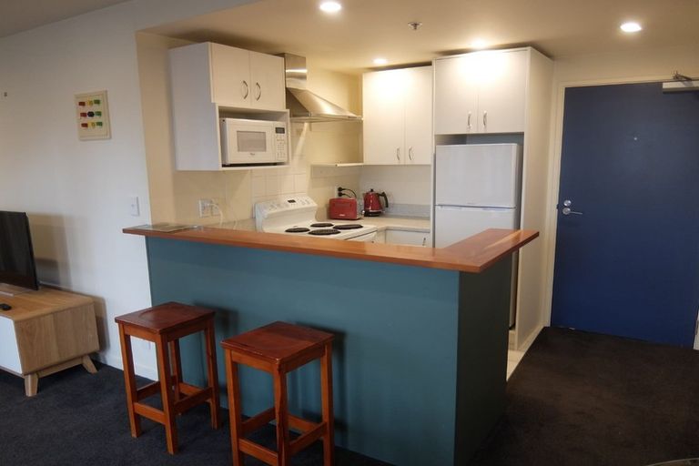 Photo of property in Terrace Heights Apartments, 6f/163 The Terrace, Wellington Central, Wellington, 6011