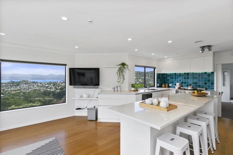 Photo of property in 42 Downing Street, Crofton Downs, Wellington, 6035