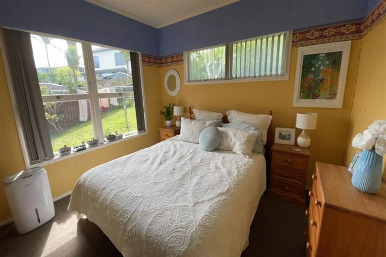 Photo of property in 3 Jellicoe Road, Murrays Bay, Auckland, 0630