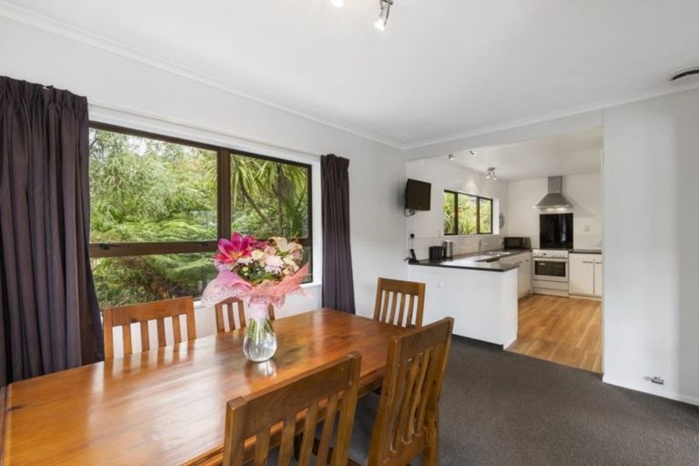 Photo of property in 27a Tawhai Street, Stokes Valley, Lower Hutt, 5019