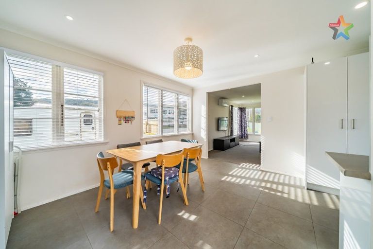 Photo of property in 2 Strand Crescent, Naenae, Lower Hutt, 5011