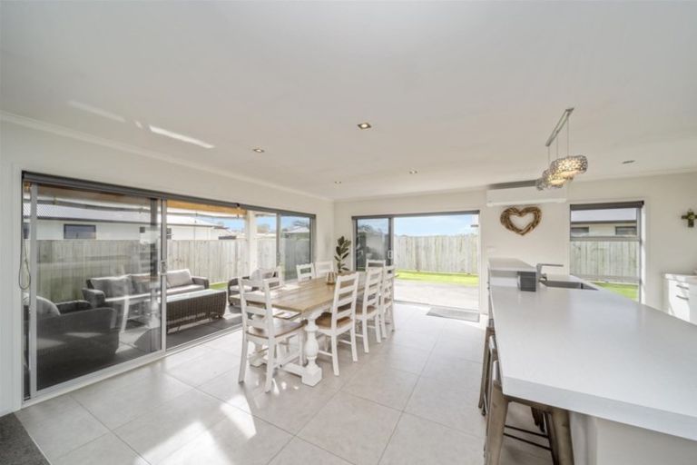 Photo of property in 24a Fantham Street, Hawera, 4610