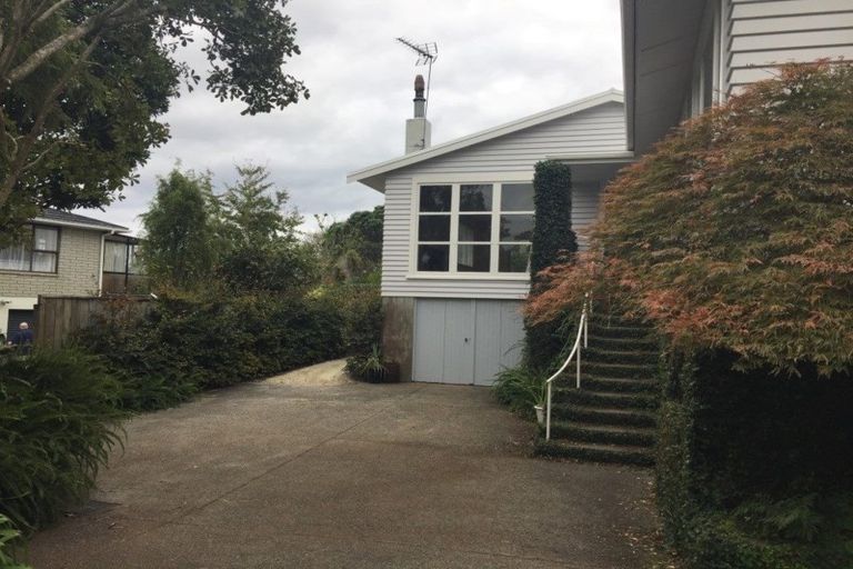 Photo of property in 48 Doralto Road, Frankleigh Park, New Plymouth, 4310