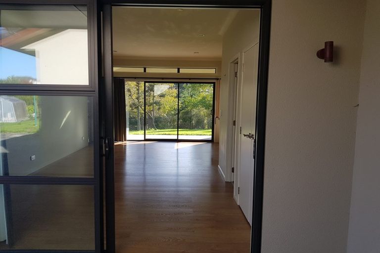 Photo of property in 209 Schnapper Rock Road, Schnapper Rock, Auckland, 0632