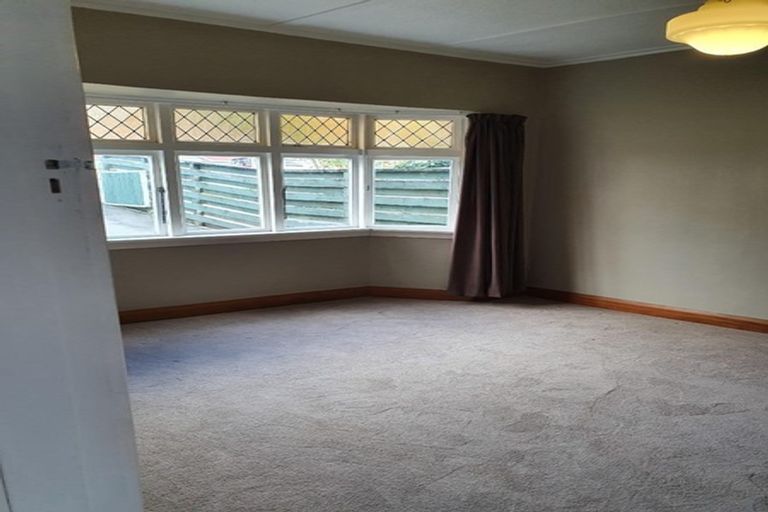Photo of property in 22 Chamberlain Road, Karori, Wellington, 6012