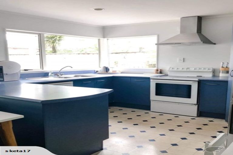 Photo of property in 2/8 Tulsa Grove, Totara Park, Upper Hutt, 5018