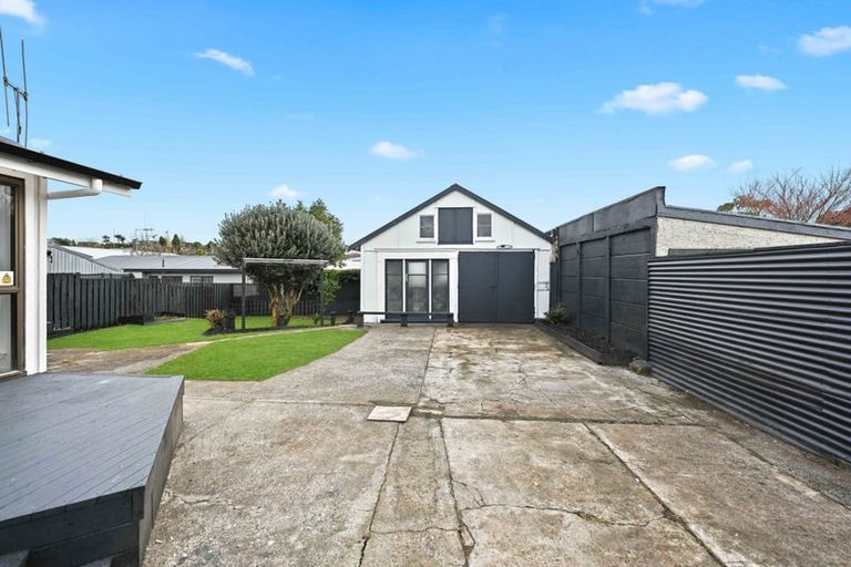 Photo of property in 120 Rifle Range Road, Dinsdale, Hamilton, 3204