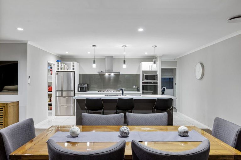 Photo of property in 7 Pebble Brook Road, Waitoki, Silverdale, 0994