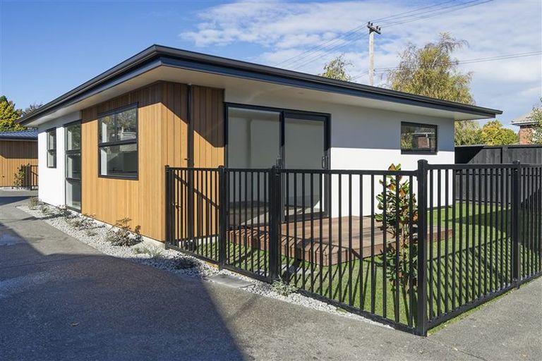 Photo of property in 65b Aorangi Road, Bryndwr, Christchurch, 8053