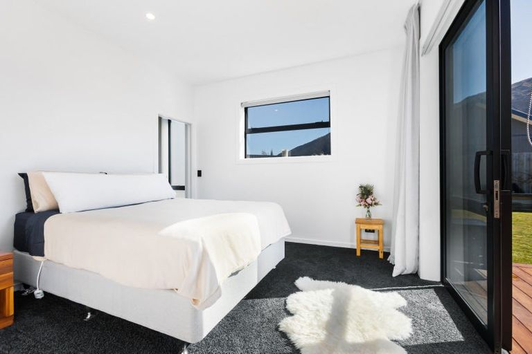 Photo of property in 13 Teal Place, Lake Hawea, Wanaka, 9382