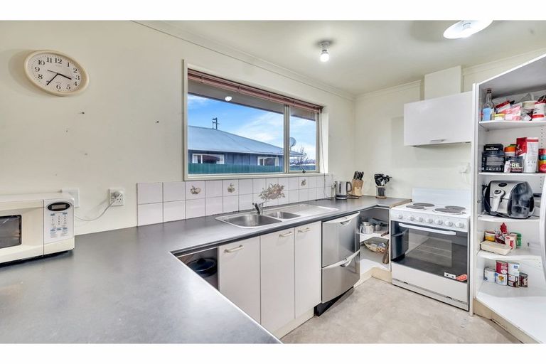 Photo of property in 178a Breezes Road, Aranui, Christchurch, 8061