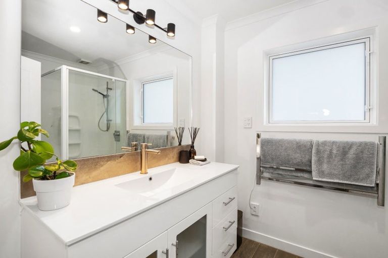 Photo of property in 153 Karewa Parade, Papamoa Beach, Papamoa, 3118