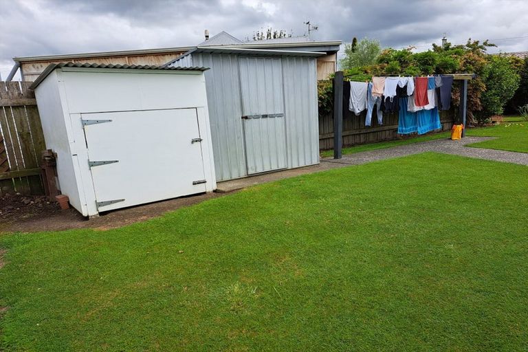 Photo of property in 17 Elliott Crescent, Havelock North, 4130