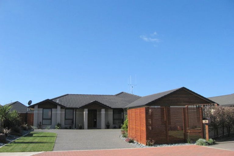 Photo of property in 25 Oreti Crescent, Papamoa Beach, Papamoa, 3118
