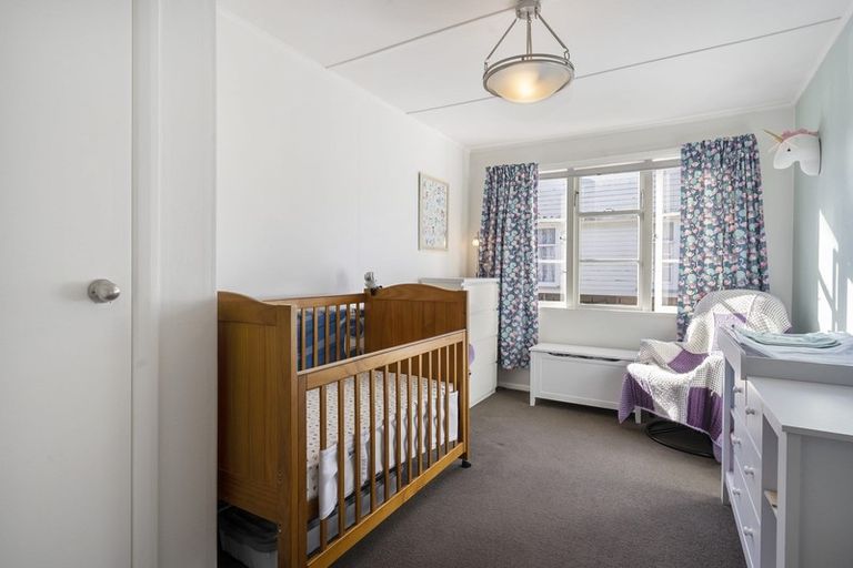 Photo of property in 14 Strand Crescent, Naenae, Lower Hutt, 5011