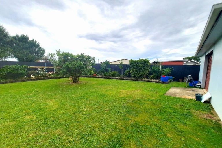 Photo of property in 8 Oban Place, Awapuni, Palmerston North, 4412