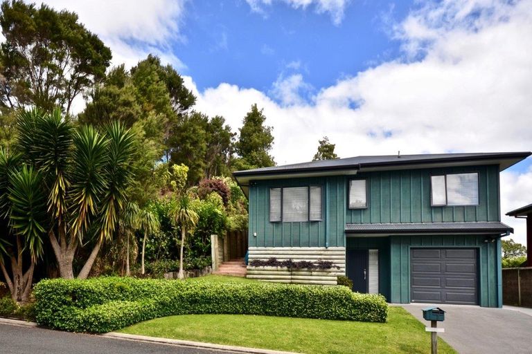 Photo of property in 7 Hihitahi Rise, Paihia, 0200
