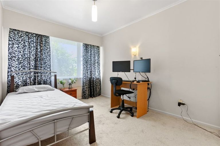 Photo of property in 2/218 Shirley Road, Papatoetoe, Auckland, 2025