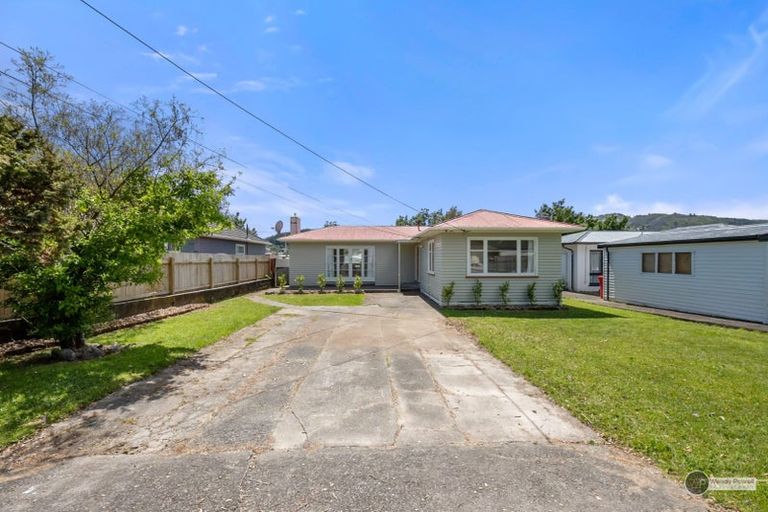 Photo of property in 38 Totara Street, Wainuiomata, Lower Hutt, 5014
