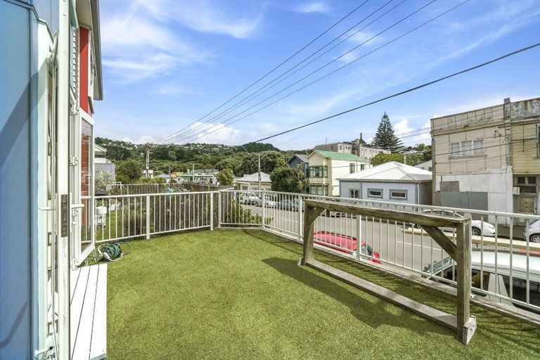 Photo of property in 2/21 Luxford Street, Berhampore, Wellington, 6023
