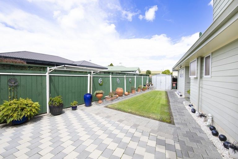 Photo of property in 53 Auckland Road, Greenmeadows, Napier, 4112