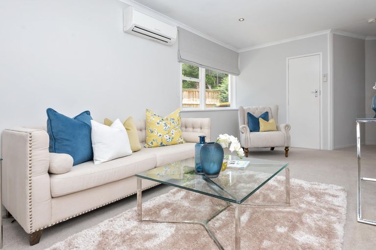 Photo of property in 12 Bacot Place, Howick, Auckland, 2014