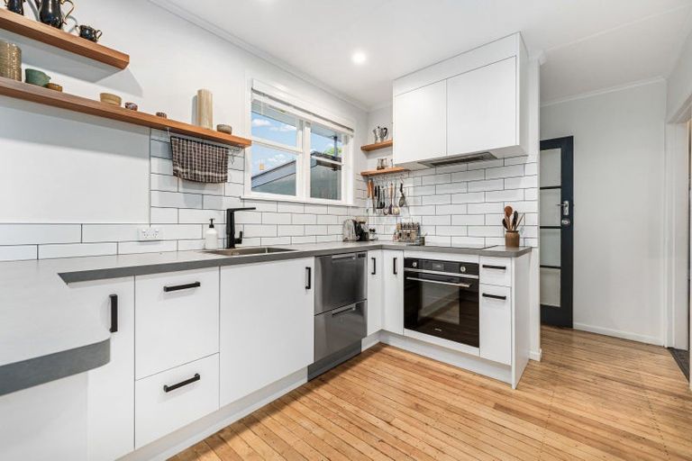 Photo of property in 3 Juliana Place, Awapuni, Palmerston North, 4412