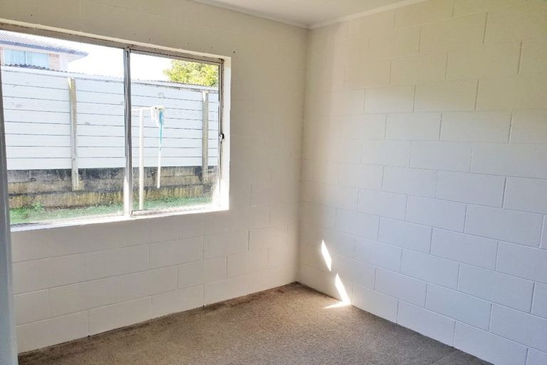 Photo of property in 8/84 Kenderdine Road, Papatoetoe, Auckland, 2025